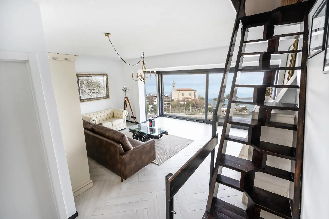 Villa Mundaka Beachfront House