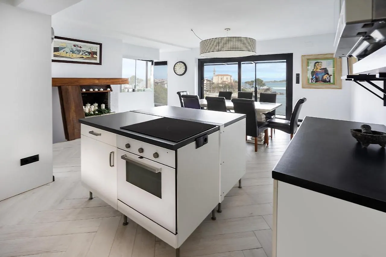 Mundaka Beachfront House Villa