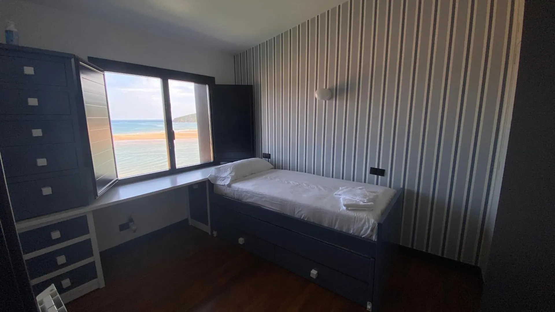 Mundaka Beachfront House